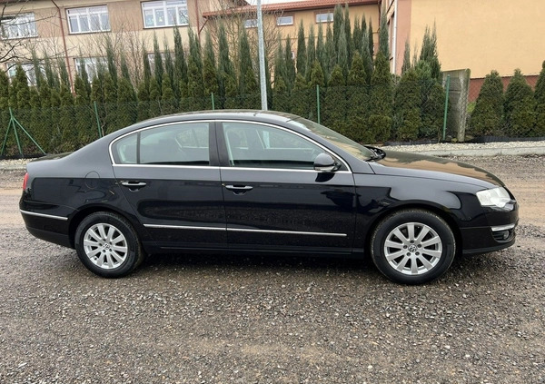 Volkswagen Passat cena 23800 przebieg: 250000, rok produkcji 2009 z Ełk małe 326